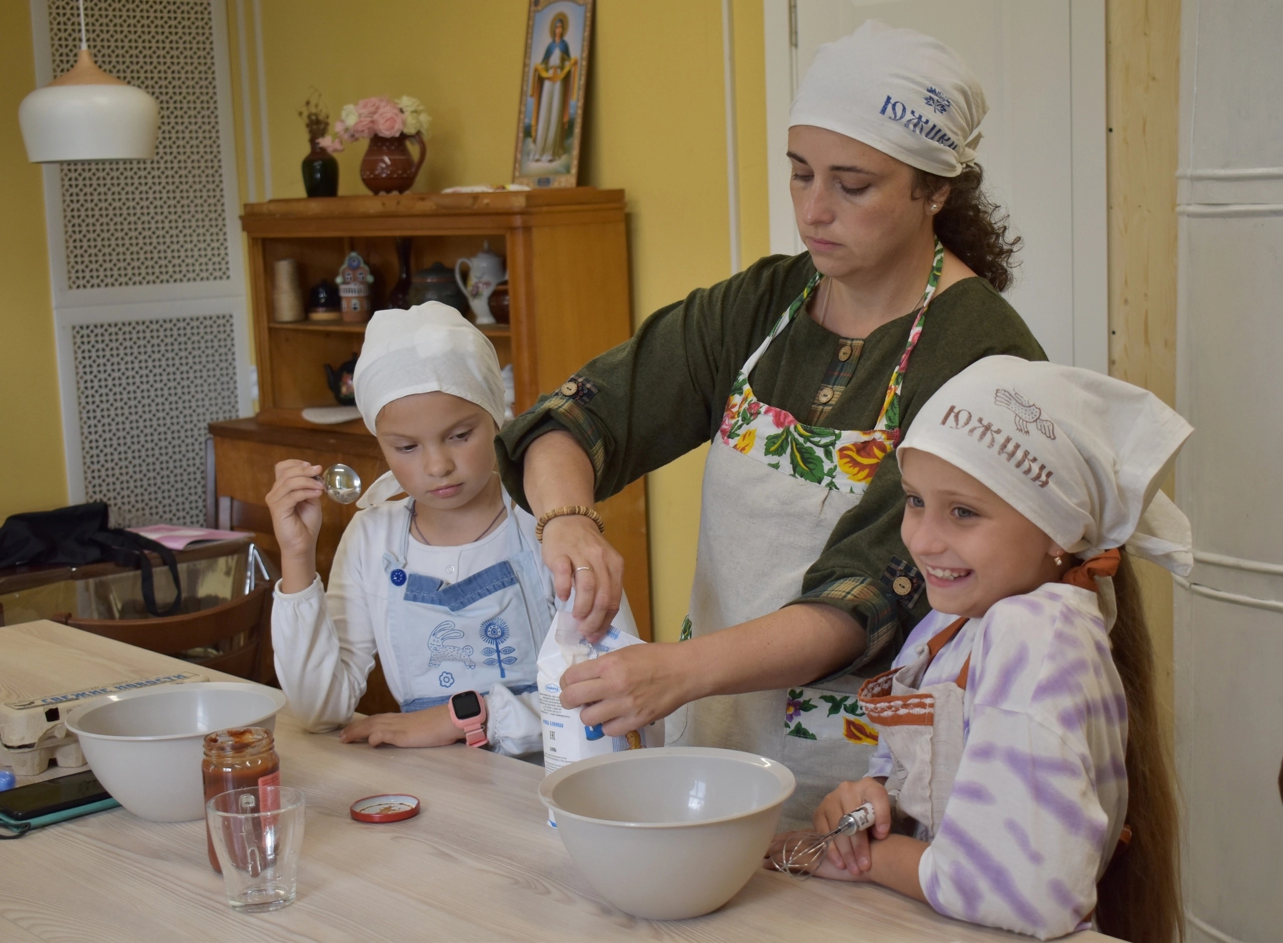 Юные устюжане изучают традиции кухни Вологодской области
